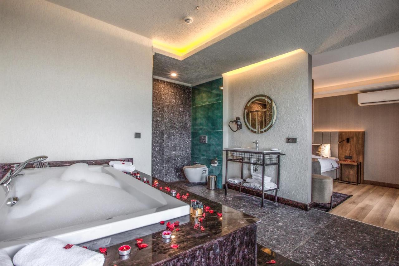 Nehir Otel Pelitli  Extérieur photo